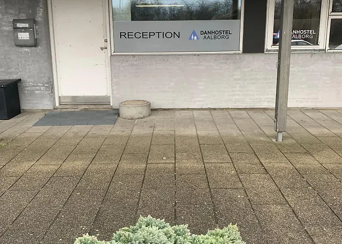 Danhostel *